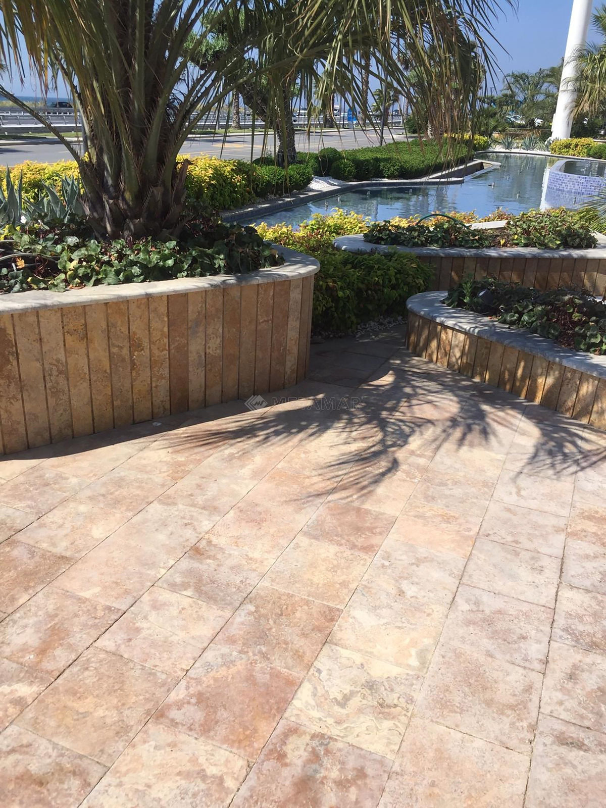 Kona Travertine CC Paver