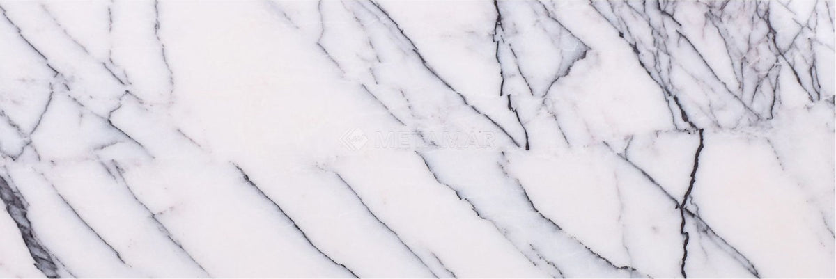 Lilac 6&#39;&#39; x 18&#39;&#39; Tile