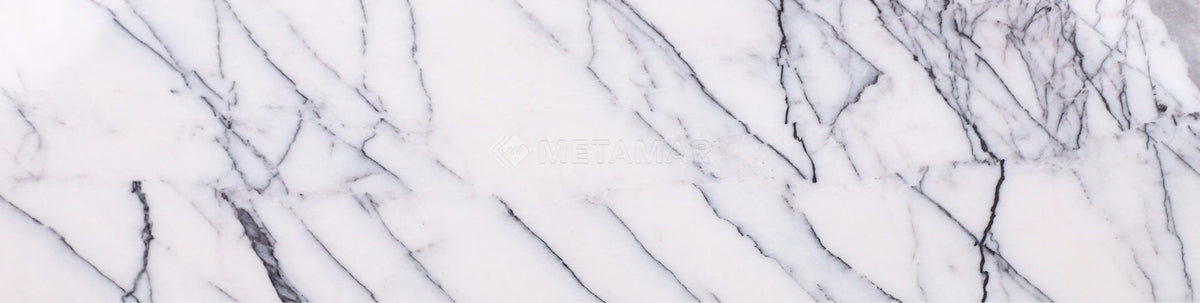 Lilac 6&#39;&#39; x 24&#39;&#39; Tile