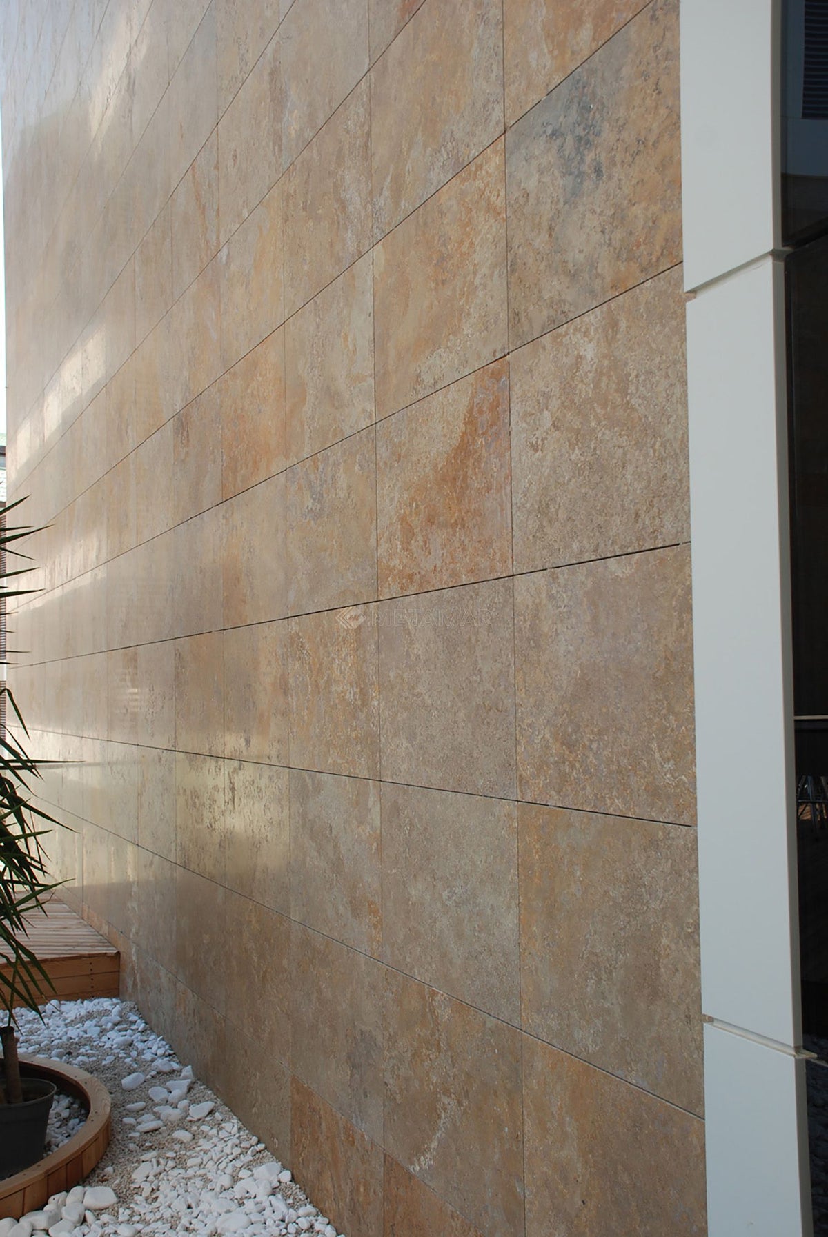 Kona Travertine CC Tile